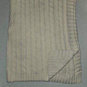 NTBAY Ivory Cable Knit Throw Blanket 30x42